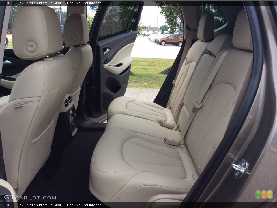 Light Neutral Interior Rear Seat for the 2019 Buick Envision Premium AWD #134717828
