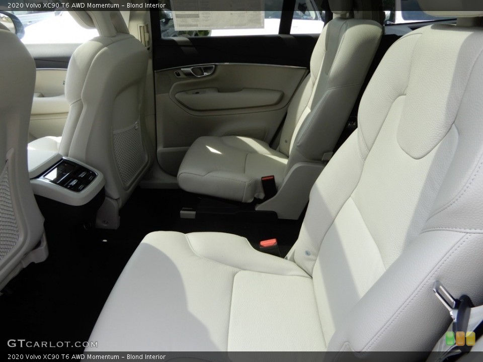 Blond Interior Rear Seat for the 2020 Volvo XC90 T6 AWD Momentum #134727027