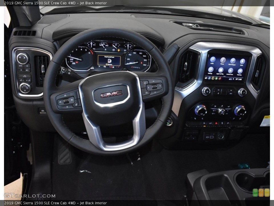 Jet Black Interior Dashboard for the 2019 GMC Sierra 1500 SLE Crew Cab 4WD #134727144