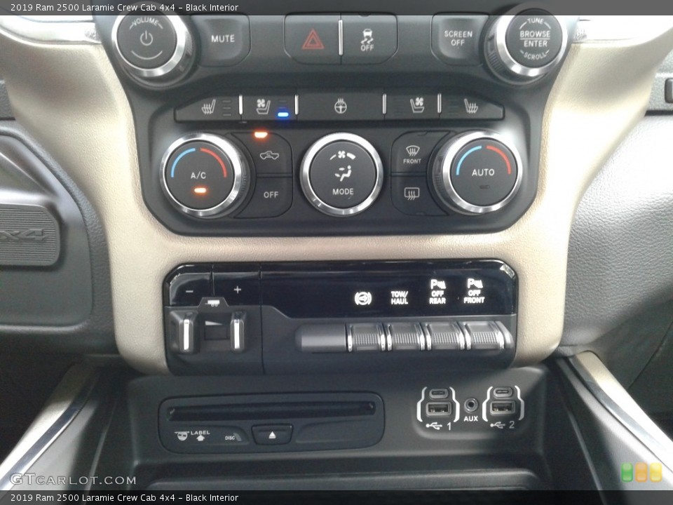 Black Interior Controls for the 2019 Ram 2500 Laramie Crew Cab 4x4 #134761203