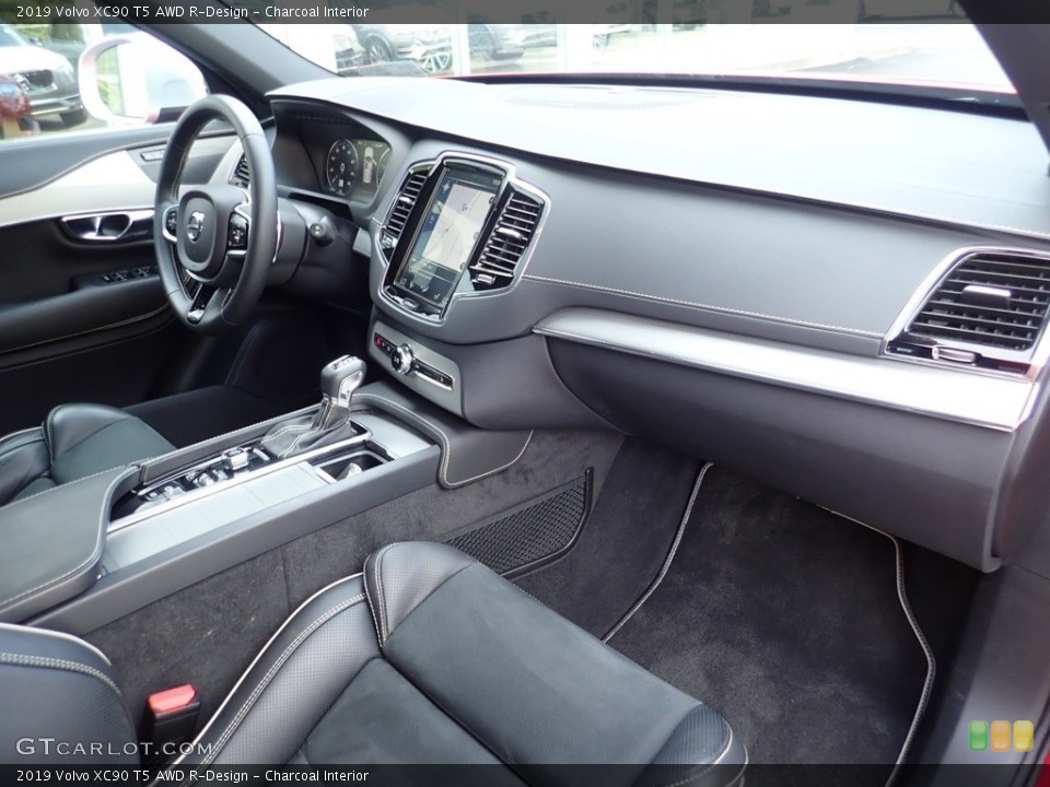 Charcoal Interior Dashboard for the 2019 Volvo XC90 T5 AWD R-Design #134775657