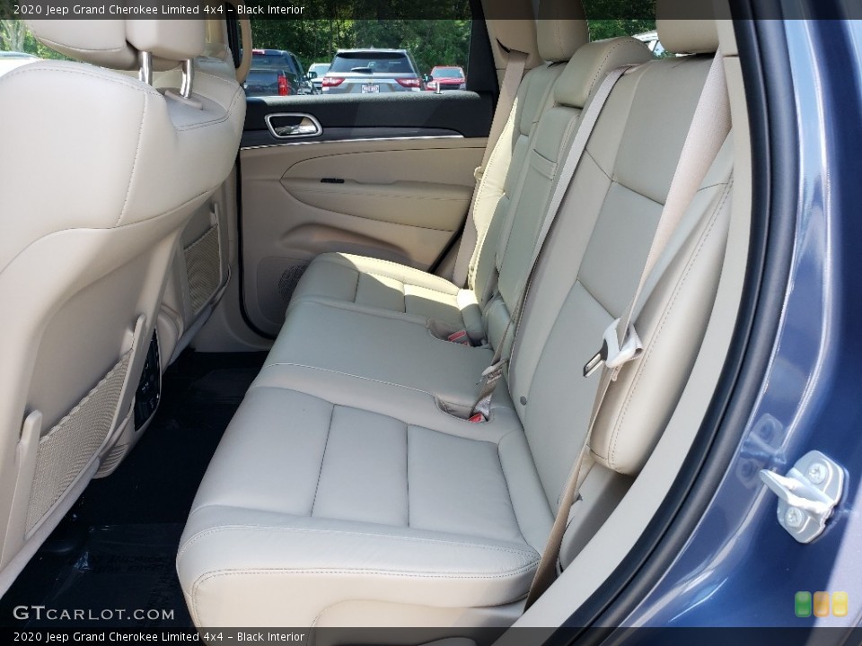 Black Interior Rear Seat for the 2020 Jeep Grand Cherokee Limited 4x4 #134785582