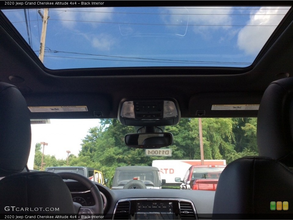Black Interior Sunroof for the 2020 Jeep Grand Cherokee Altitude 4x4 #134794568
