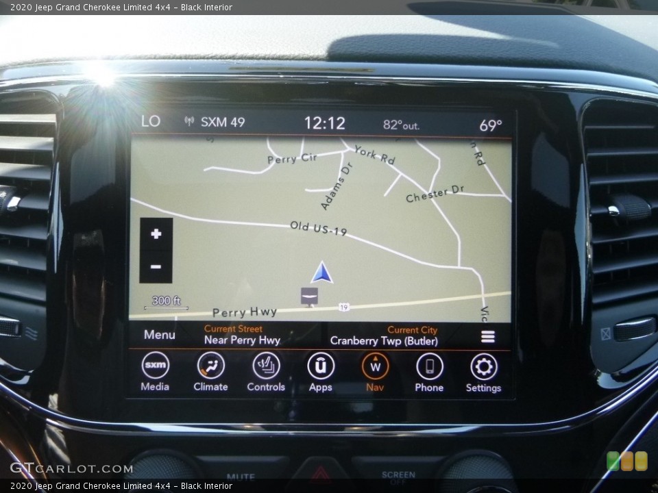 Black Interior Navigation for the 2020 Jeep Grand Cherokee Limited 4x4 #134800701