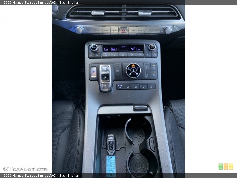 Black Interior Controls for the 2020 Hyundai Palisade Limited AWD #134832254