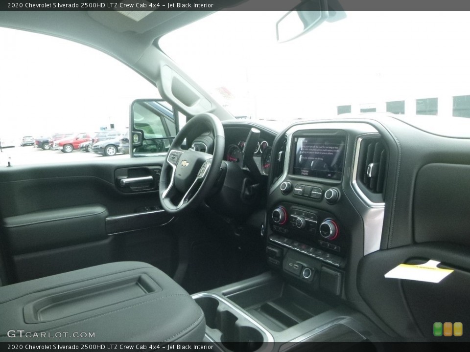 Jet Black Interior Dashboard for the 2020 Chevrolet Silverado 2500HD LTZ Crew Cab 4x4 #134838632