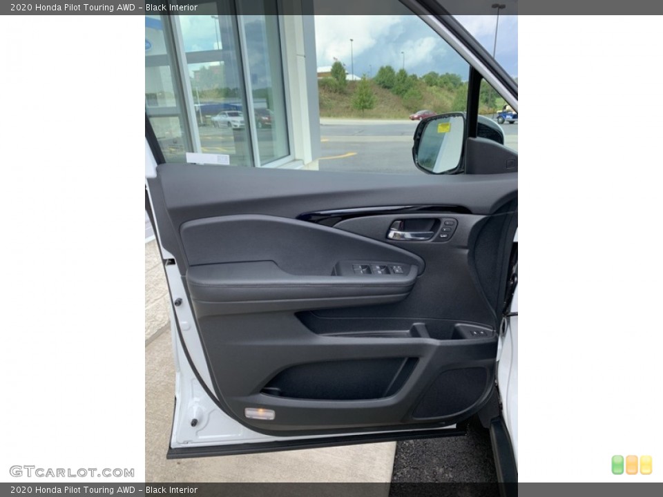 Black Interior Door Panel for the 2020 Honda Pilot Touring AWD #134853183