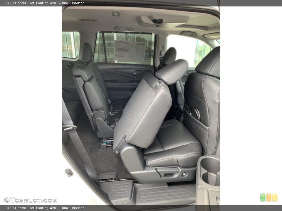Black Interior Rear Seat for the 2020 Honda Pilot Touring AWD #134853552