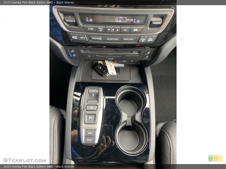 Black Interior Controls for the 2020 Honda Pilot Black Edition AWD #134856026