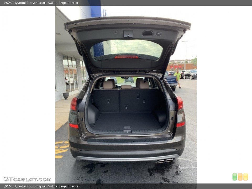 Beige Interior Trunk for the 2020 Hyundai Tucson Sport AWD #134861823