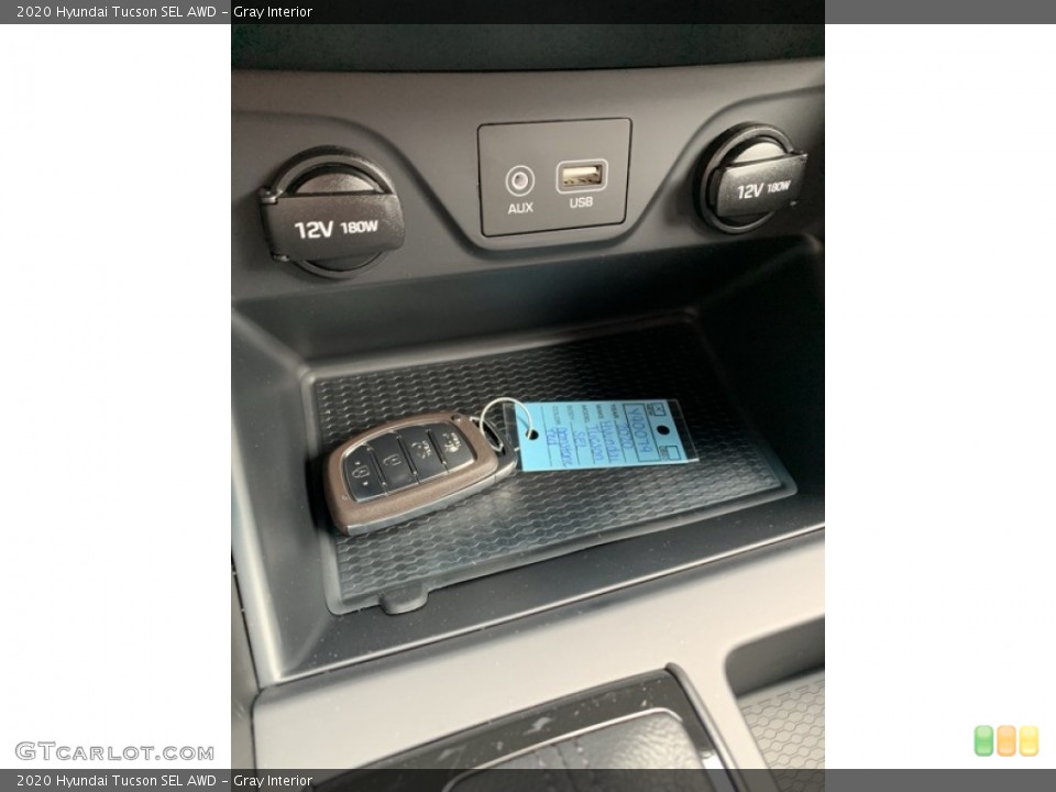 Gray Interior Controls for the 2020 Hyundai Tucson SEL AWD #134869385