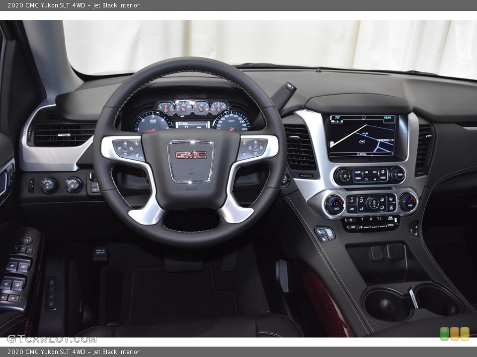 Jet Black Interior Dashboard for the 2020 GMC Yukon SLT 4WD #134899969