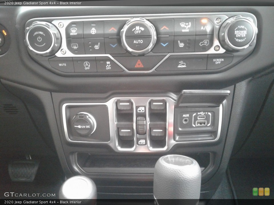 Black Interior Controls for the 2020 Jeep Gladiator Sport 4x4 #134917420
