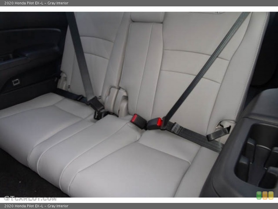 Gray Interior Rear Seat for the 2020 Honda Pilot EX-L #134932969