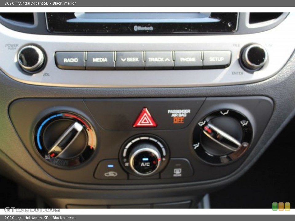 Black Interior Controls for the 2020 Hyundai Accent SE #134940610