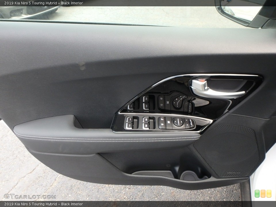 Black Interior Door Panel for the 2019 Kia Niro S Touring Hybrid #134981891