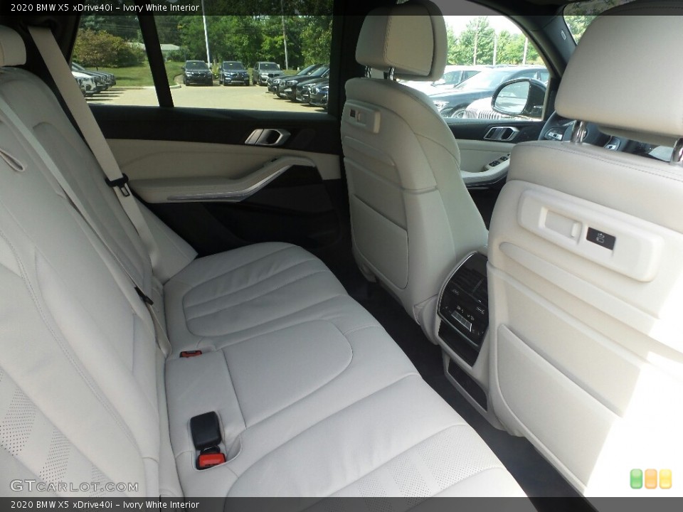 Ivory White Interior Front Seat for the 2020 BMW X5 xDrive40i #134985687