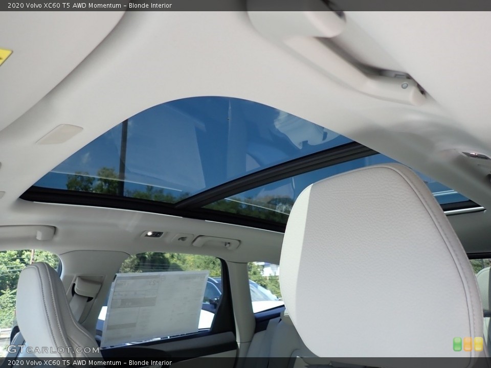 Blonde Interior Sunroof for the 2020 Volvo XC60 T5 AWD Momentum #135039057