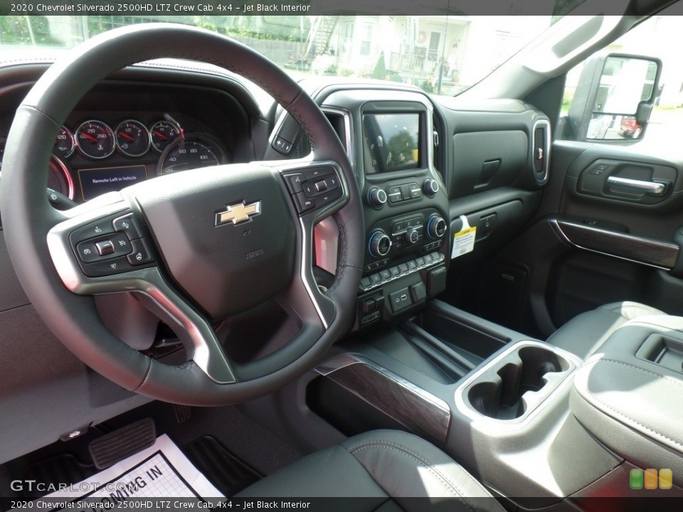 Jet Black Interior Dashboard for the 2020 Chevrolet Silverado 2500HD LTZ Crew Cab 4x4 #135039987
