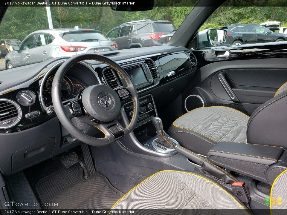 Dune Gray/Black Interior Photo for the 2017 Volkswagen Beetle 1.8T Dune Convertible #135053568