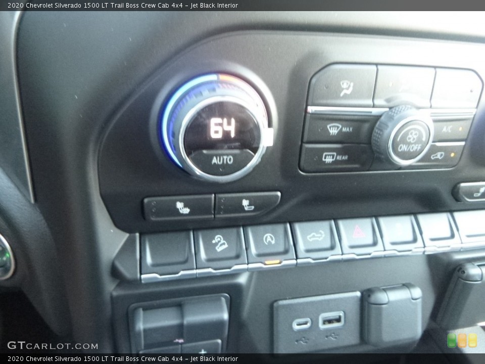 Jet Black Interior Controls for the 2020 Chevrolet Silverado 1500 LT Trail Boss Crew Cab 4x4 #135058116