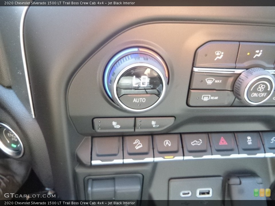 Jet Black Interior Controls for the 2020 Chevrolet Silverado 1500 LT Trail Boss Crew Cab 4x4 #135059259