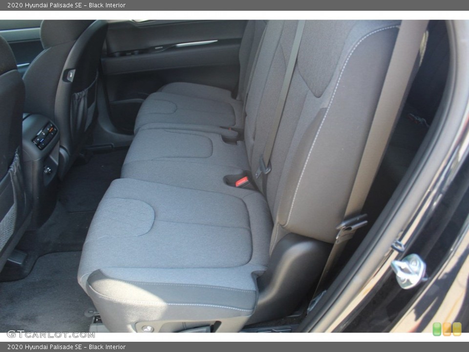Black Interior Rear Seat for the 2020 Hyundai Palisade SE #135067326