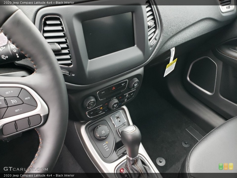 Black Interior Controls for the 2020 Jeep Compass Latitude 4x4 #135071026
