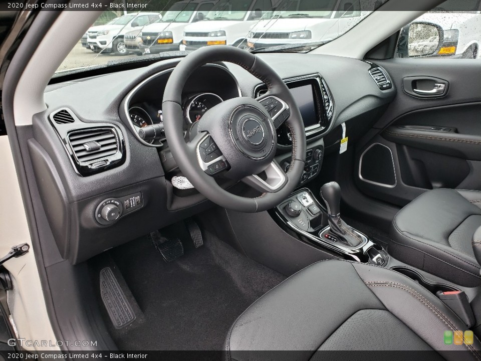 Black Interior Photo for the 2020 Jeep Compass Limted 4x4 #135073918