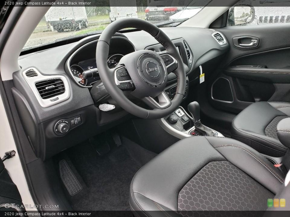 Black Interior Photo for the 2020 Jeep Compass Latitude 4x4 #135076006