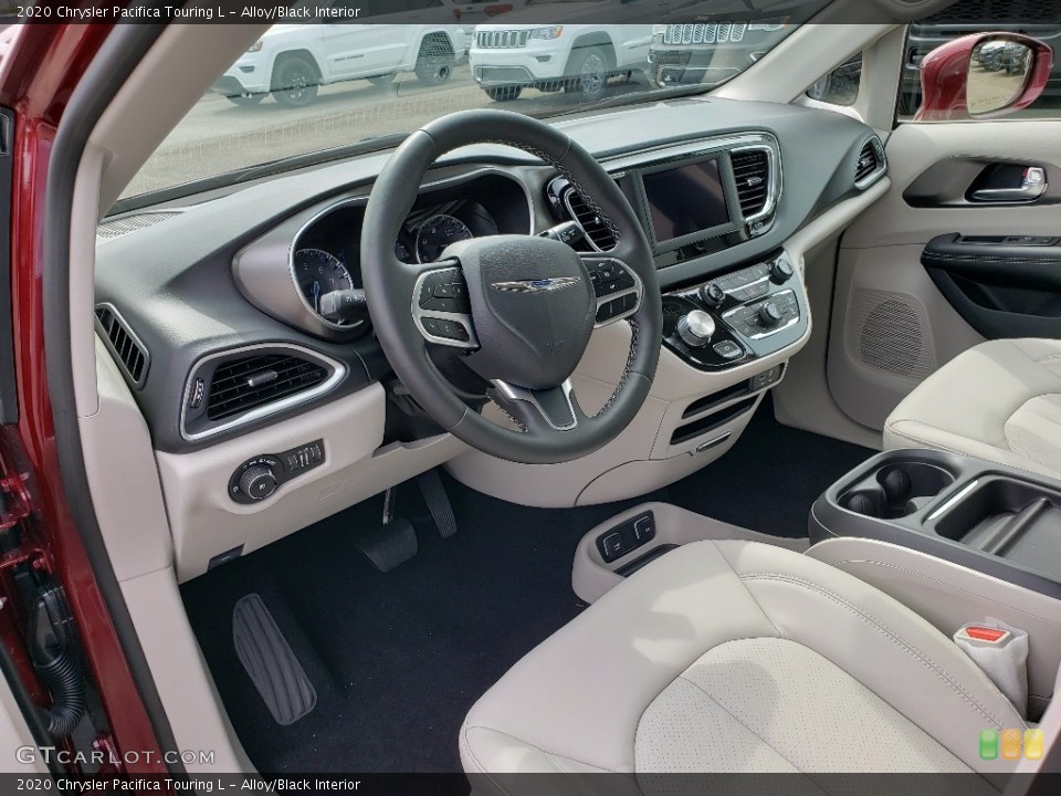 Alloy/Black Interior Photo for the 2020 Chrysler Pacifica Touring L #135078508