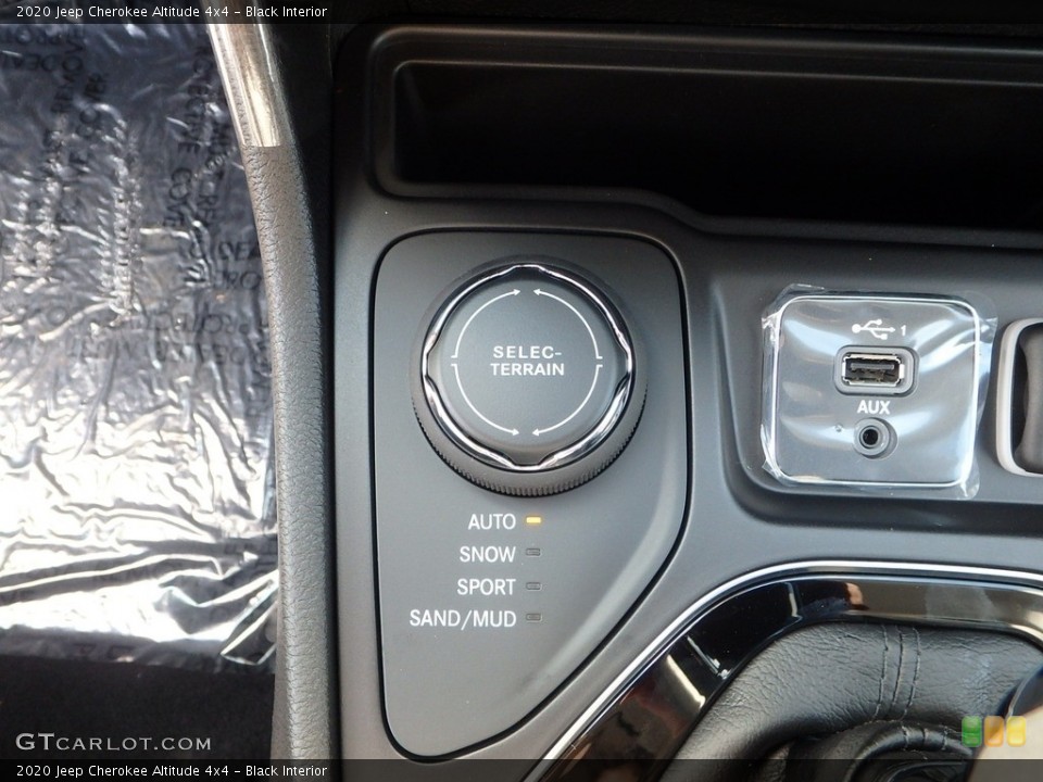Black Interior Controls for the 2020 Jeep Cherokee Altitude 4x4 #135106922