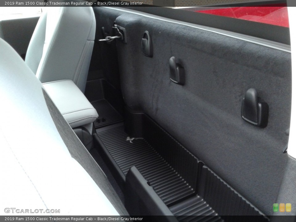 Black/Diesel Gray Interior Rear Seat for the 2019 Ram 1500 Classic Tradesman Regular Cab #135126732