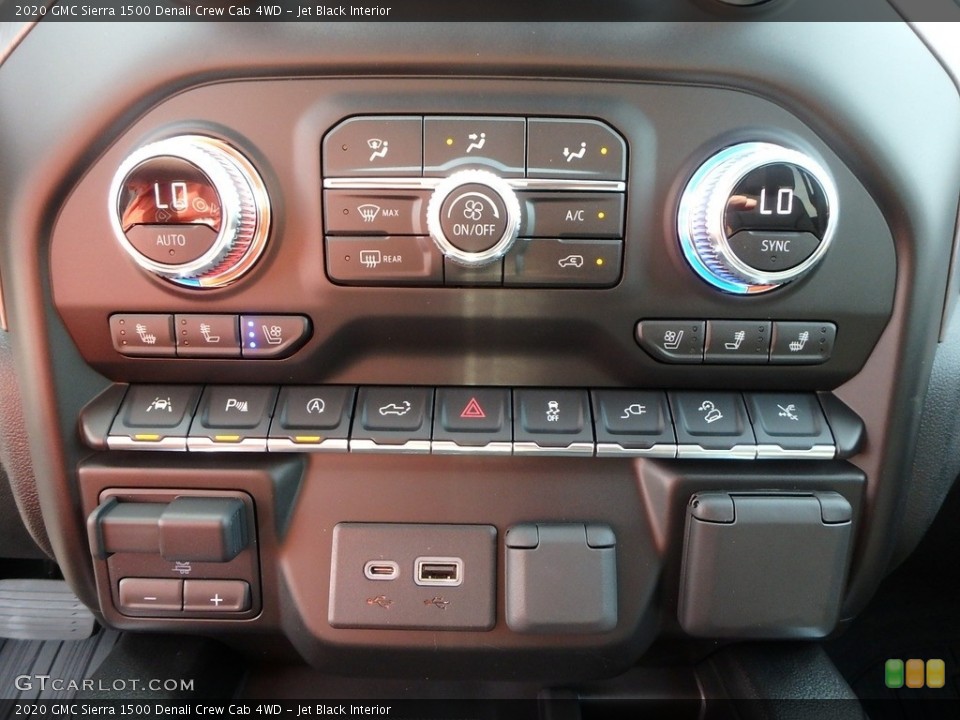 Jet Black Interior Controls for the 2020 GMC Sierra 1500 Denali Crew Cab 4WD #135132444