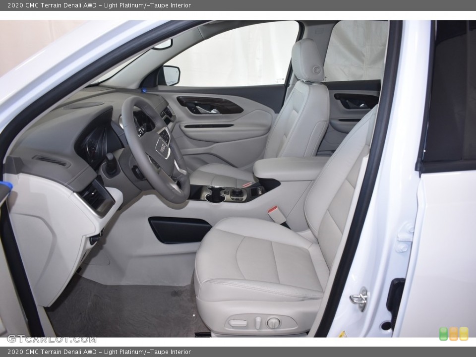Light Platinum/­Taupe Interior Photo for the 2020 GMC Terrain Denali AWD #135140880