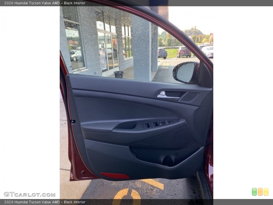 Black Interior Door Panel for the 2020 Hyundai Tucson Value AWD #135157774