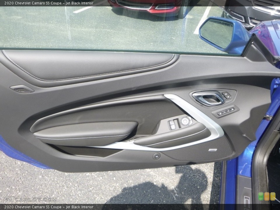 Jet Black Interior Door Panel for the 2020 Chevrolet Camaro SS Coupe #135164653