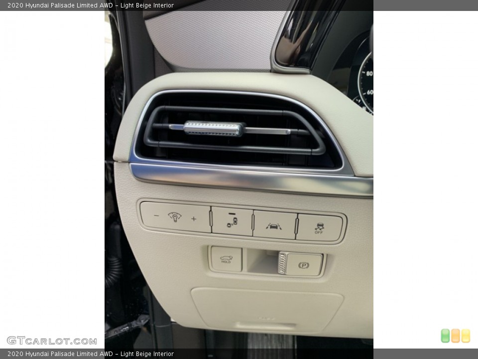 Light Beige Interior Controls for the 2020 Hyundai Palisade Limited AWD #135221600
