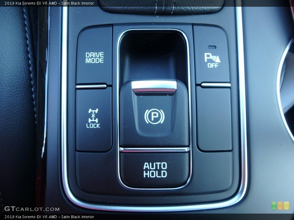 Satin Black Interior Controls for the 2019 Kia Sorento EX V6 AWD #135241830