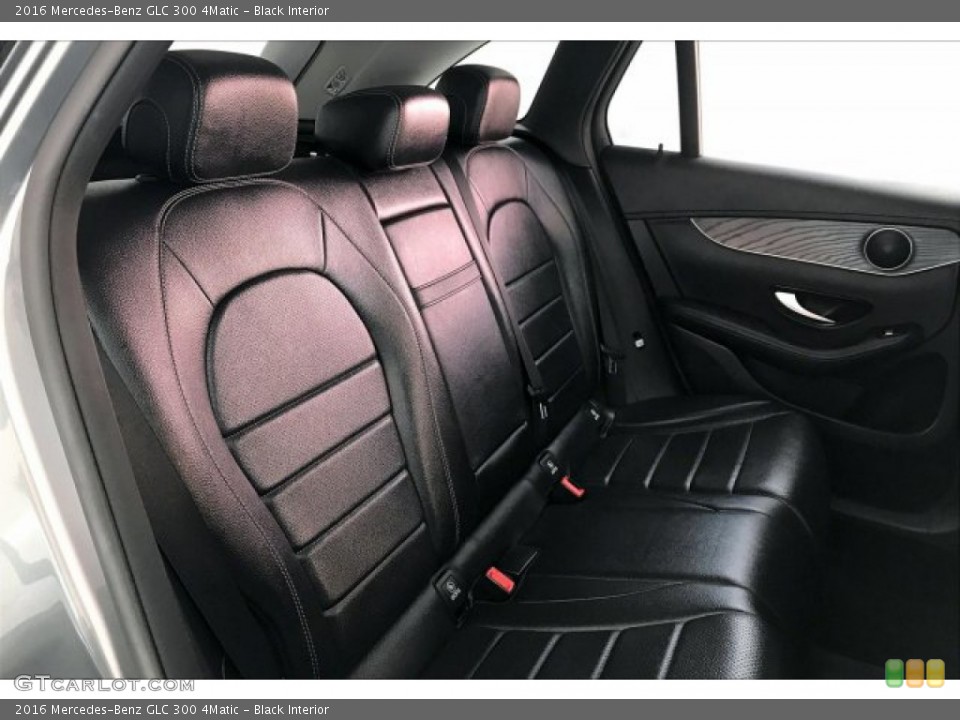 Black Interior Rear Seat for the 2016 Mercedes-Benz GLC 300 4Matic #135280032