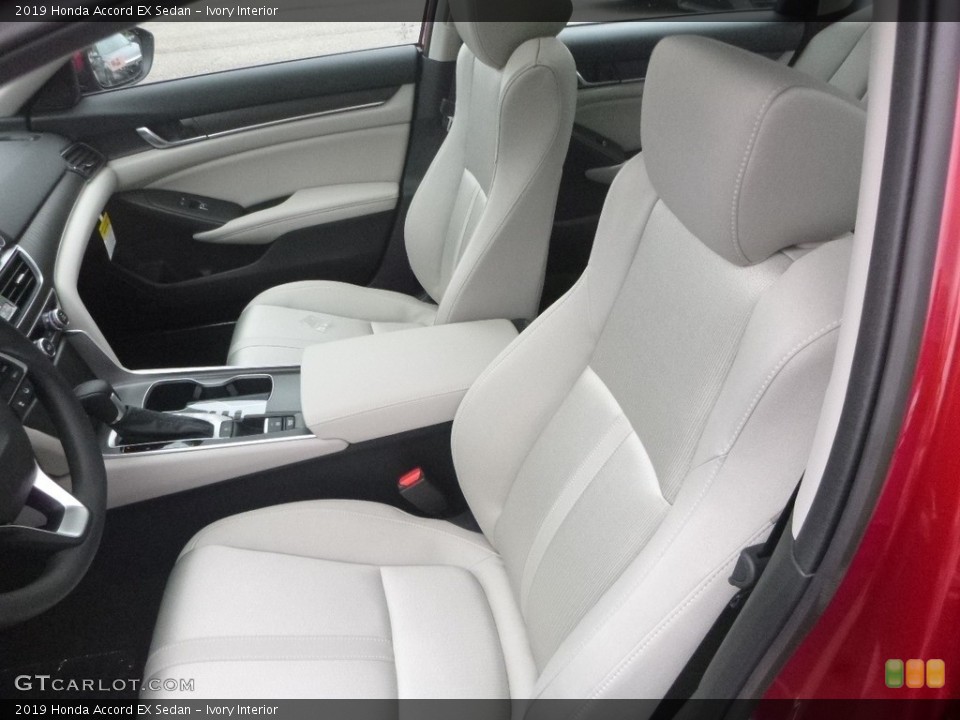 Ivory Interior Front Seat for the 2019 Honda Accord EX Sedan #135316660