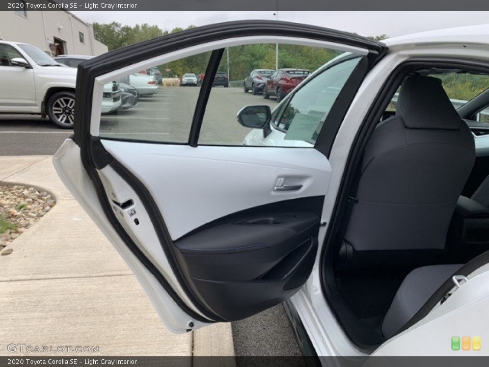 Light Gray Interior Door Panel for the 2020 Toyota Corolla SE #135320287