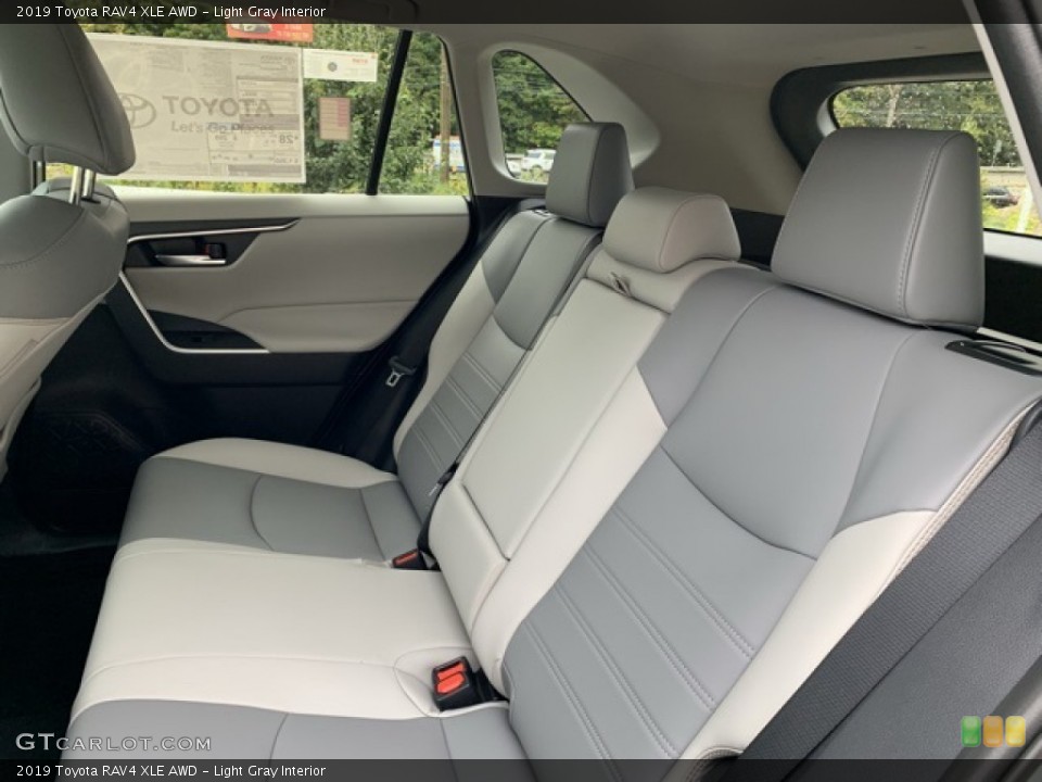 Light Gray Interior Rear Seat for the 2019 Toyota RAV4 XLE AWD #135325150