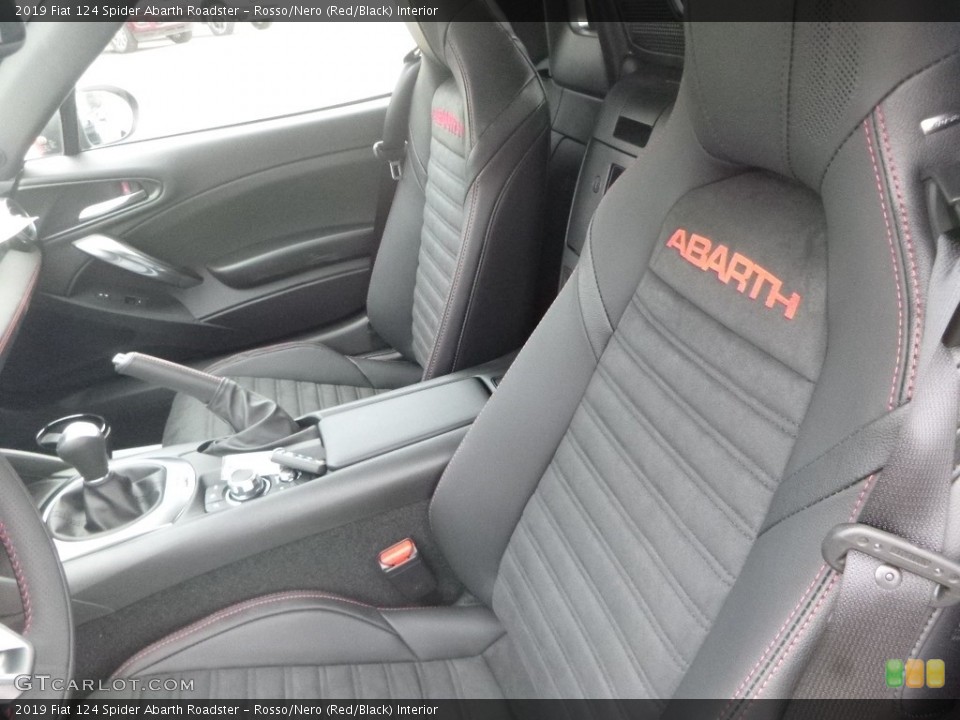 Rosso/Nero (Red/Black) 2019 Fiat 124 Spider Interiors