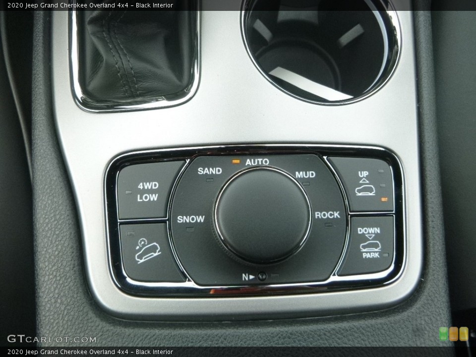 Black Interior Controls for the 2020 Jeep Grand Cherokee Overland 4x4 #135368450