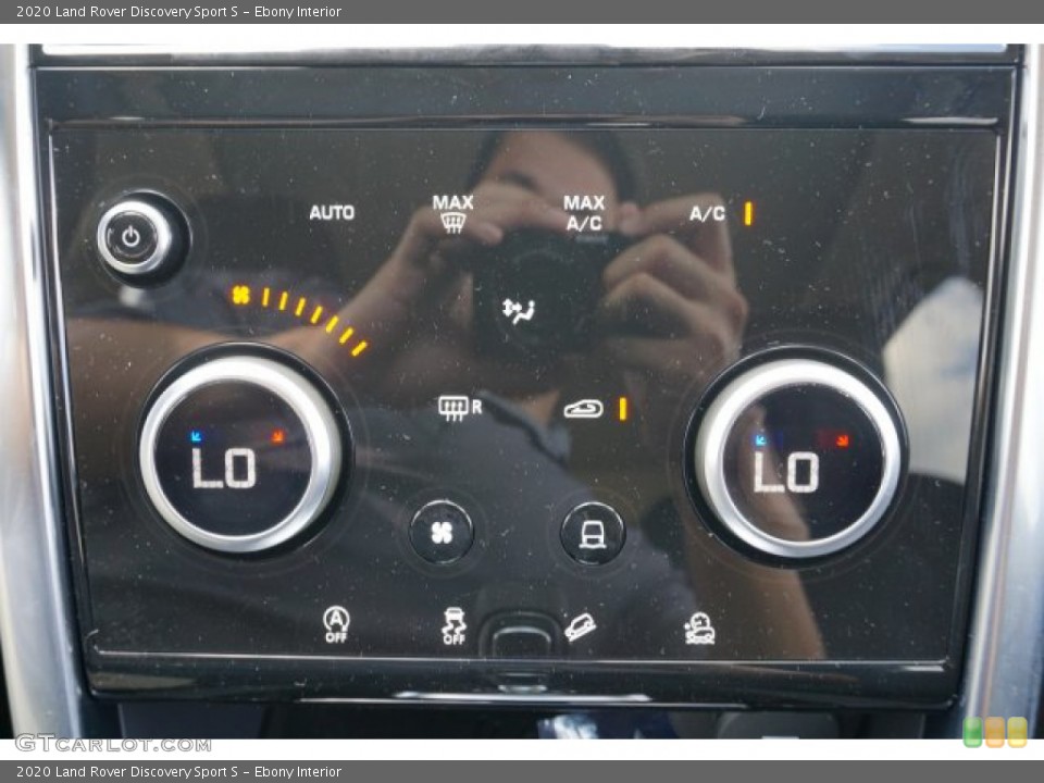 Ebony Interior Controls for the 2020 Land Rover Discovery Sport S #135397238