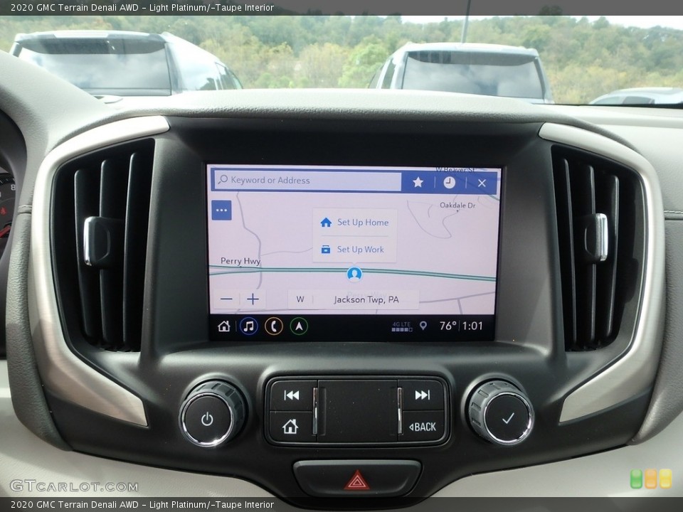 Light Platinum/­Taupe Interior Navigation for the 2020 GMC Terrain Denali AWD #135419810