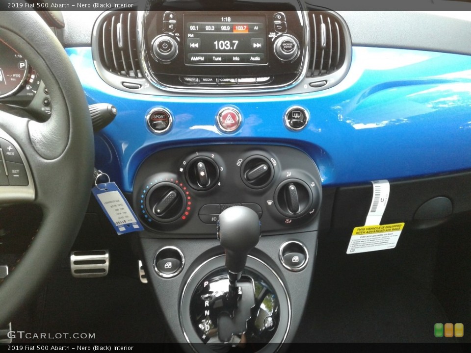 Nero (Black) Interior Controls for the 2019 Fiat 500 Abarth #135446545