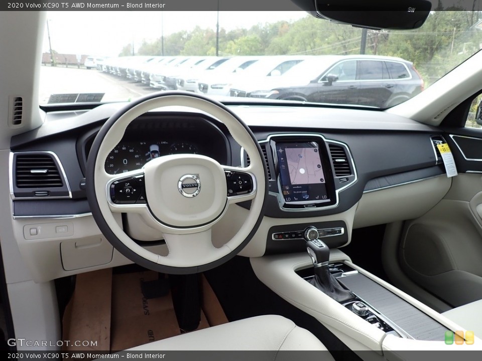 Blond Interior Front Seat for the 2020 Volvo XC90 T5 AWD Momentum #135451550