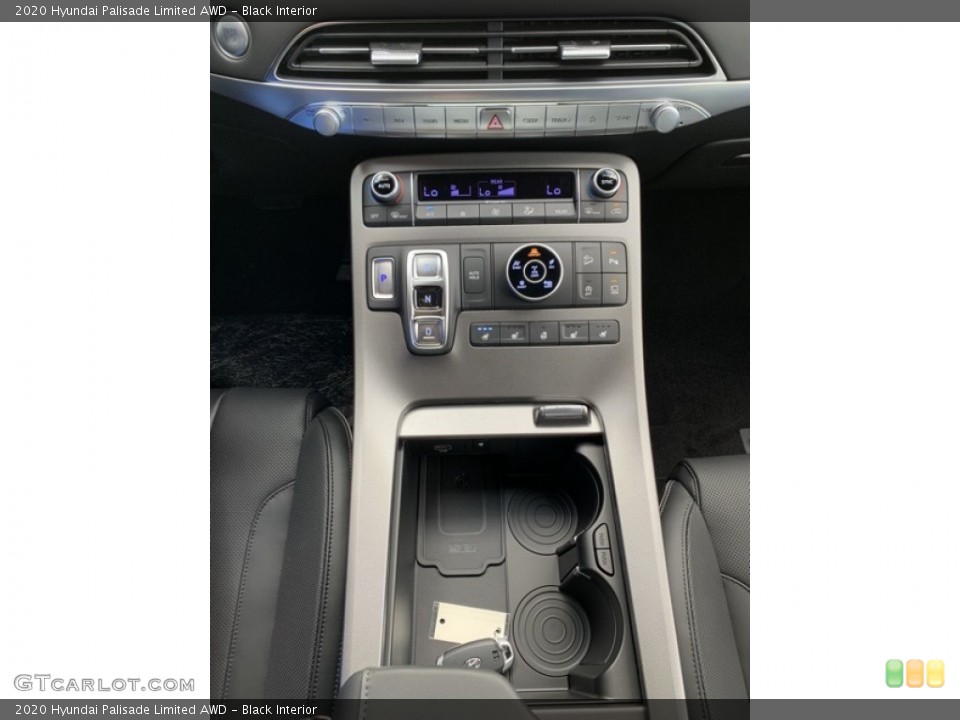 Black Interior Controls for the 2020 Hyundai Palisade Limited AWD #135485819
